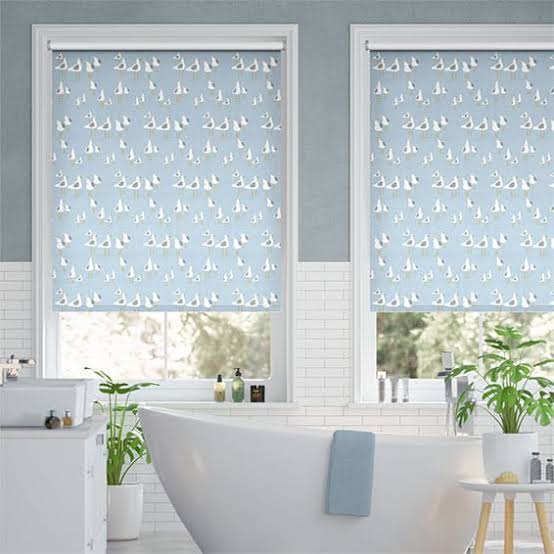How to choose the right blinds for your bathroom?